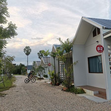 Numhom Resort Ban Nong Chum Saeng Bagian luar foto