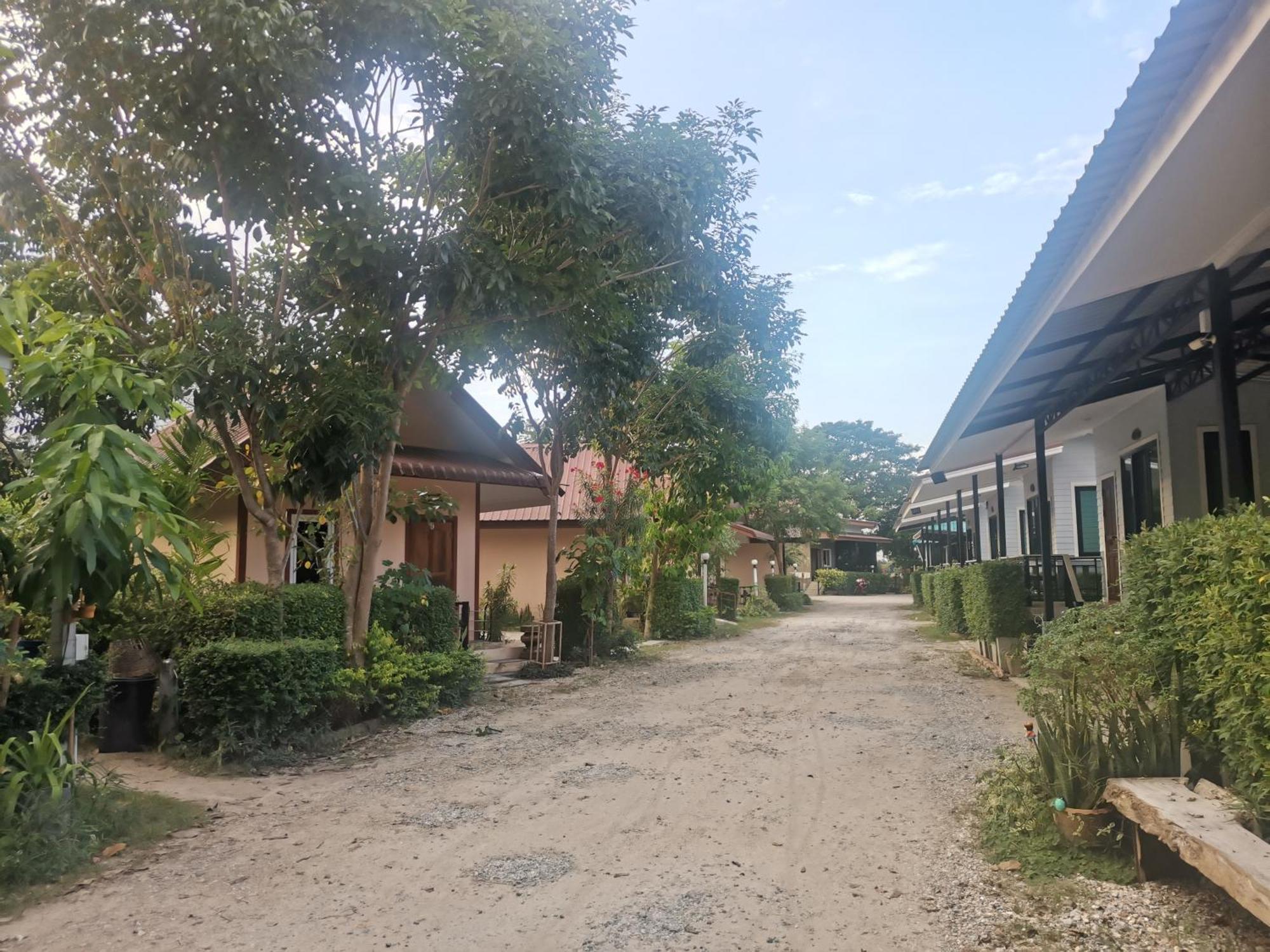 Numhom Resort Ban Nong Chum Saeng Bagian luar foto