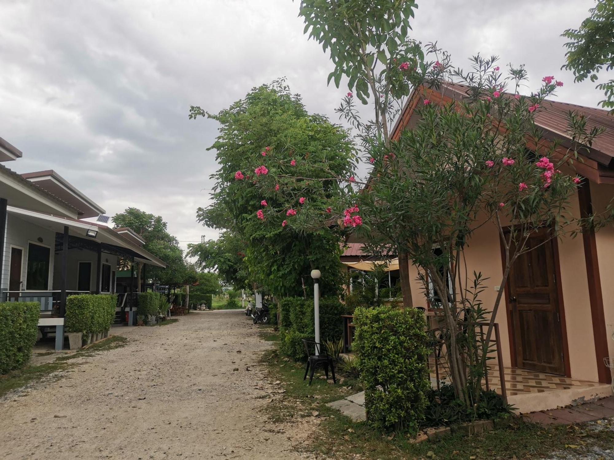 Numhom Resort Ban Nong Chum Saeng Bagian luar foto